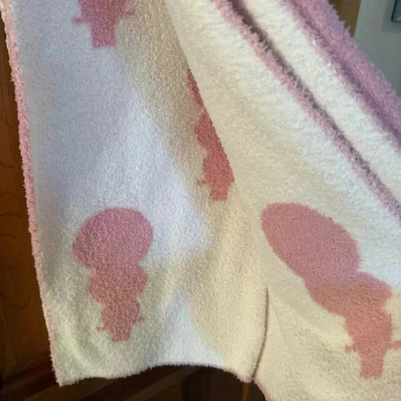 CUPCAKES AND CASHMERE VIRAL Pink Pastel Snowman Blanket Throw 50x70 Christmas - Picture 8 of 8